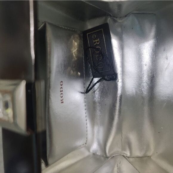 Rodo Small Metal Box Clutch - Picture 5 of 7